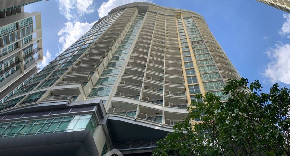 Condo en alquiler de 2 habitaciones en Khlong Toei, Bangkok