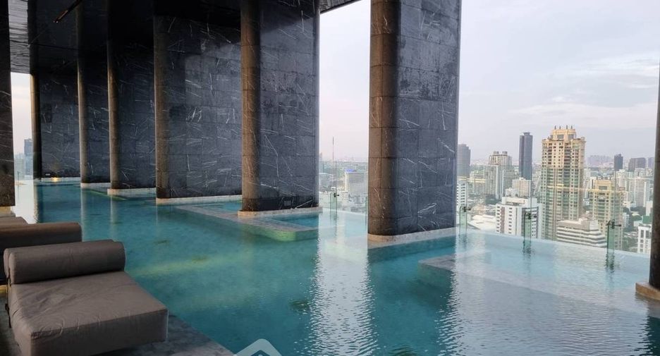 Condo en alquiler de 1 habitaciones en Khlong Toei, Bangkok