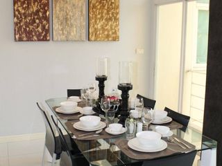For rent 2 bedrooms condo in Huai Khwang, Bangkok