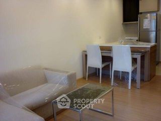For rent 1 bed condo in Phra Khanong, Bangkok