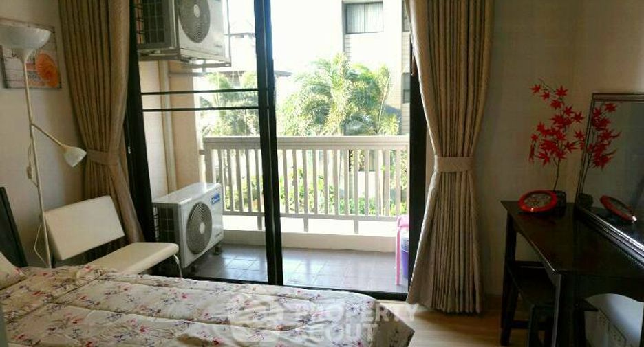 For rent 2 bedrooms condo in Watthana, Bangkok