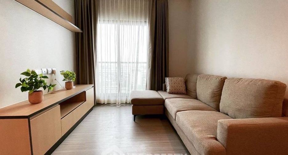 For rent 2 bedrooms condo in Phra Khanong, Bangkok