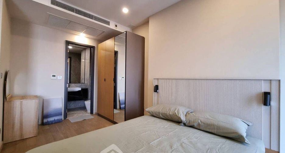 For rent 2 bedrooms condo in Sathon, Bangkok