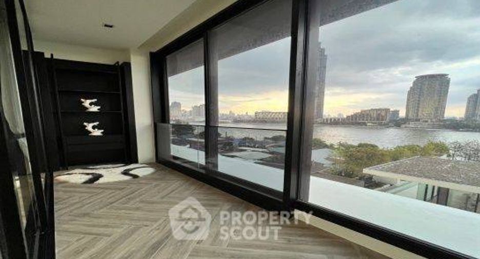 For rent 2 bedrooms condo in Khlong San, Bangkok