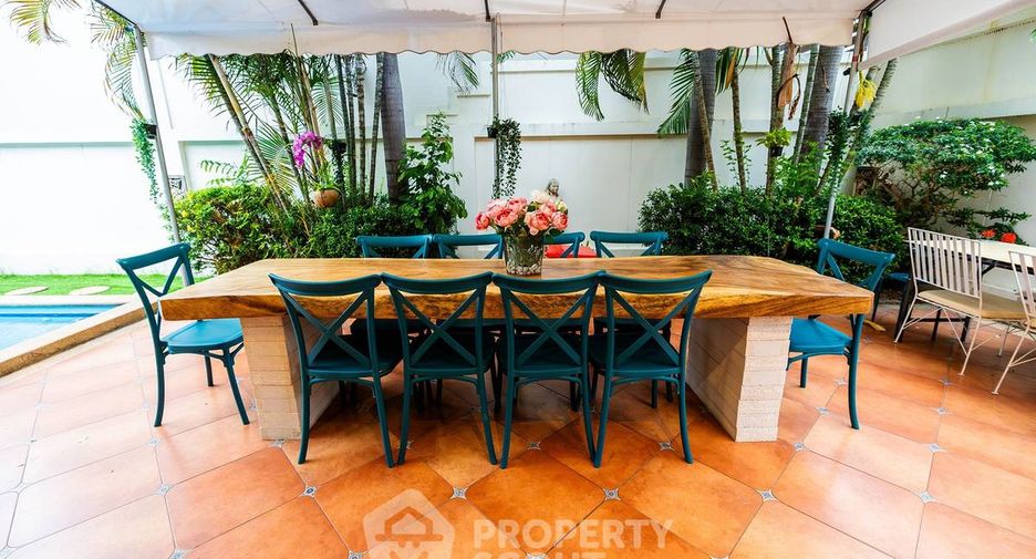 Casa en alquiler de 4 habitaciones en Jomtien, Pattaya