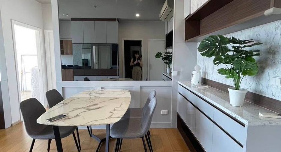For sale 2 bedrooms condo in Khlong San, Bangkok