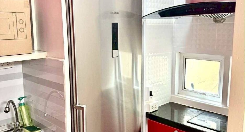 For rent 3 bedrooms townhouse in Suan Luang, Bangkok