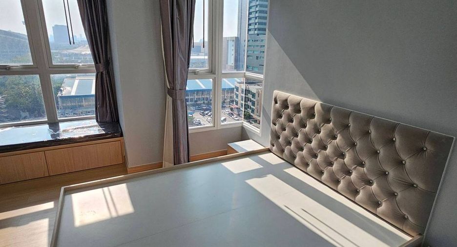 For sale 2 bedrooms condo in Bang Kapi, Bangkok