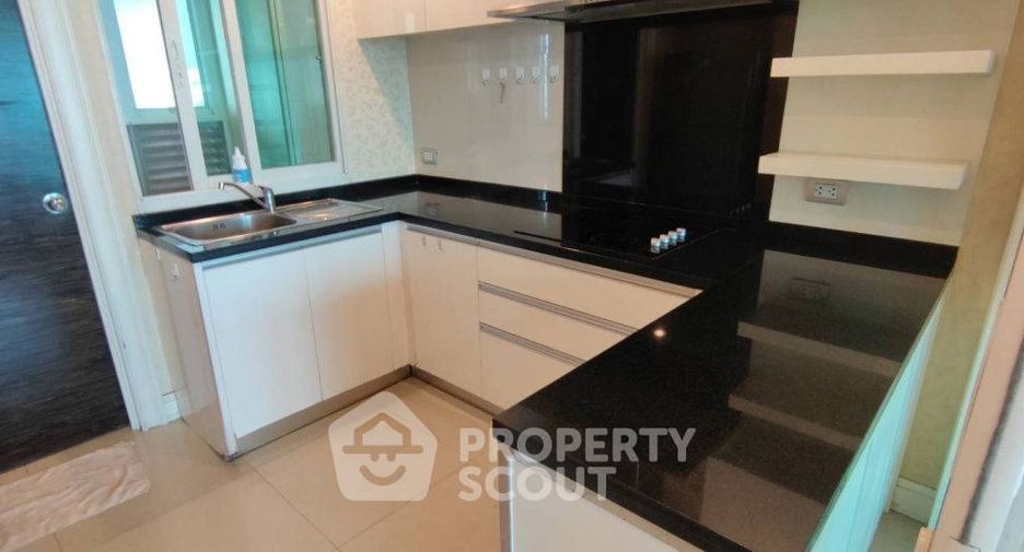 For sale 3 bedrooms condo in Bang Kho Laem, Bangkok