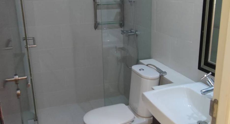 For sale 3 bedrooms condo in Bang Kho Laem, Bangkok