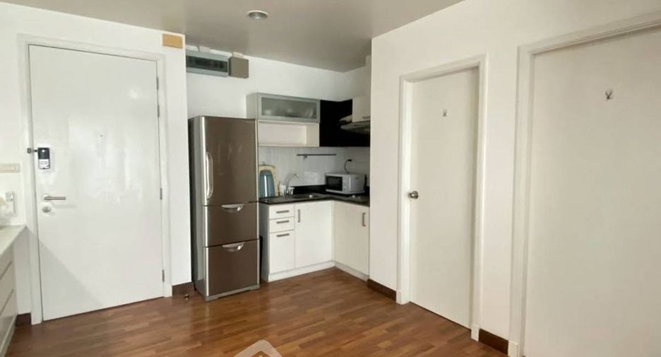 For sale 1 bed condo in Phaya Thai, Bangkok