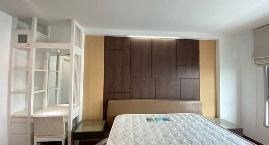 For sale 1 bed condo in Phaya Thai, Bangkok