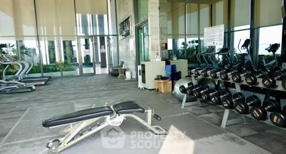 For sale 2 bedrooms condo in Khlong Toei, Bangkok