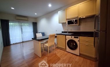 Wohnung zur Miete mit 2 Zimmer in Pathum Wan, Bangkok