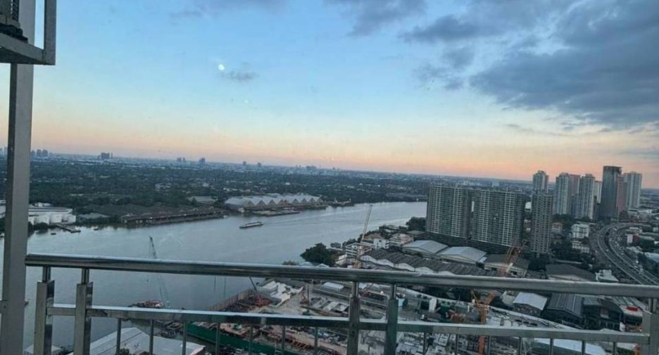 For sale 1 bed condo in Yan Nawa, Bangkok