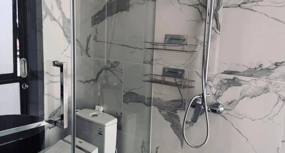 Condo en alquiler de 1 habitaciones en Khlong Toei, Bangkok