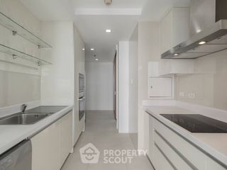 Apartment zur Miete mit 3 Zimmer in Khlong Toei, Bangkok
