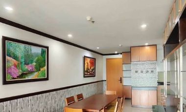 Condo en alquiler de 3 habitaciones en Watthana, Bangkok