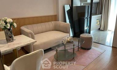 For rent 1 bed condo in Huai Khwang, Bangkok