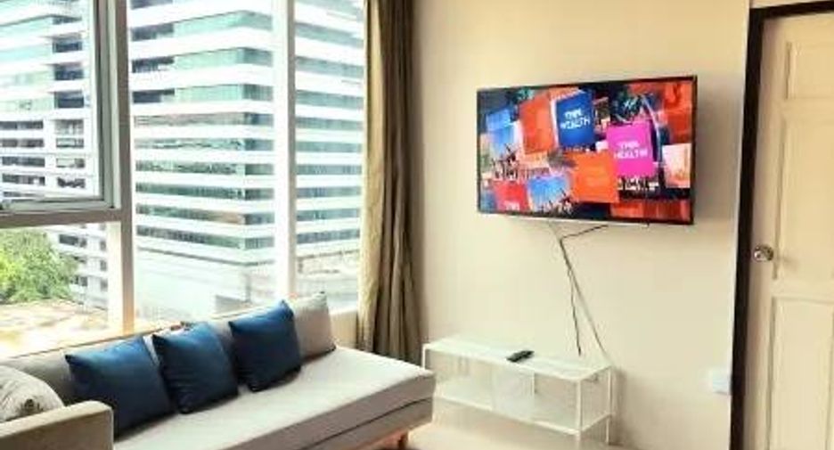 For rent 2 bedrooms condo in Watthana, Bangkok