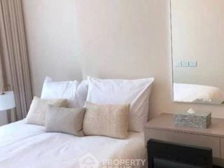 For sale 2 bedrooms condo in Khlong Toei, Bangkok