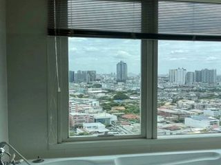 For sale 3 bedrooms condo in Bang Kho Laem, Bangkok