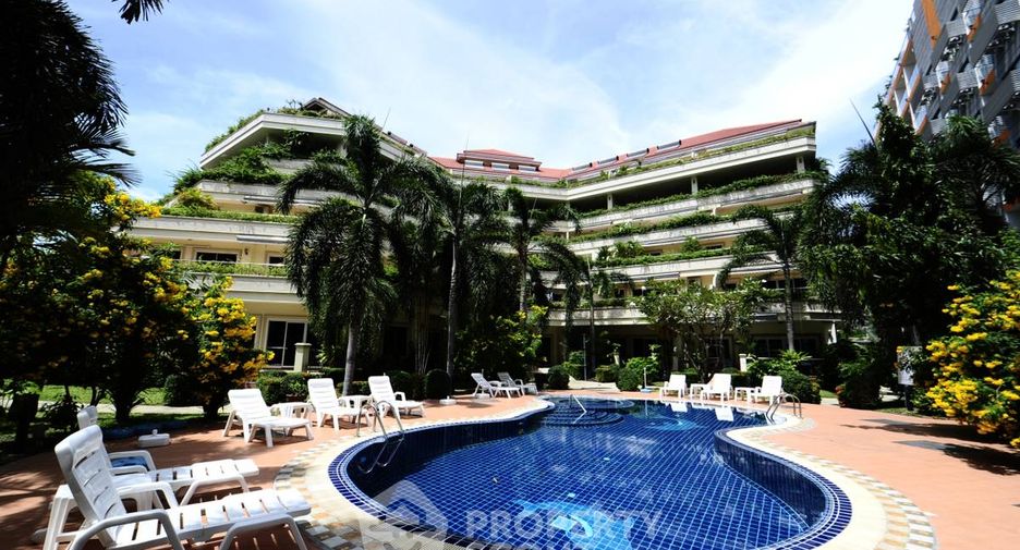 For sale 2 ベッドルーム condo in Bang Lamung, Chonburi