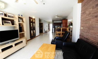 À vendre 2 chambres condo à Pratumnak, Pattaya