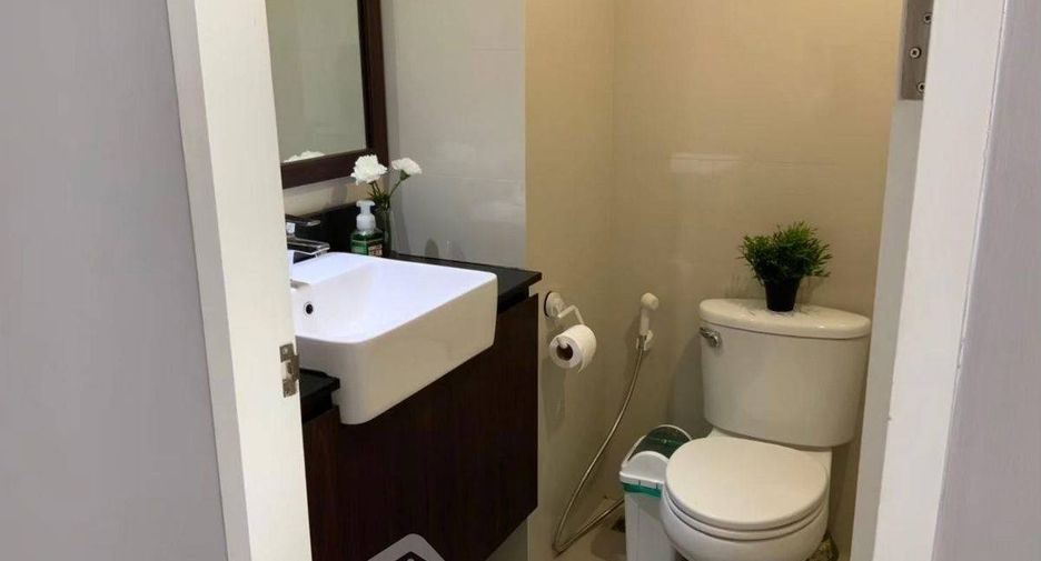 For sale 1 Beds condo in Khlong Toei, Bangkok
