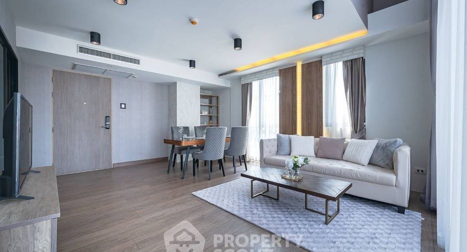 For sale 3 bedrooms condo in Phra Khanong, Bangkok