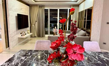 Wohnung zum Kauf mit 3 Zimmer in Huai Khwang, Bangkok