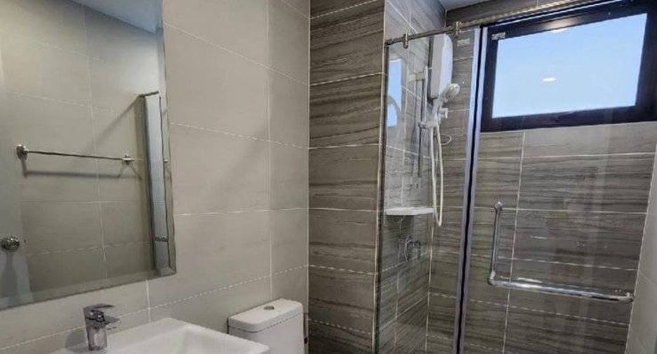 For sale 2 bedrooms condo in Khlong San, Bangkok