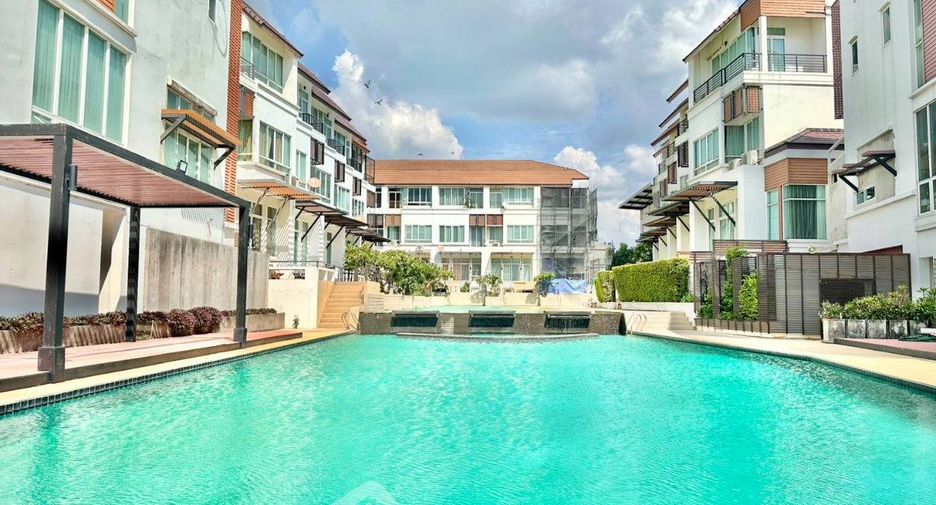 For sale 3 ベッドルーム house in Mueang Chon Buri, Chonburi