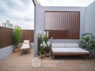 For sale 4 ベッドルーム house in Din Daeng, Bangkok