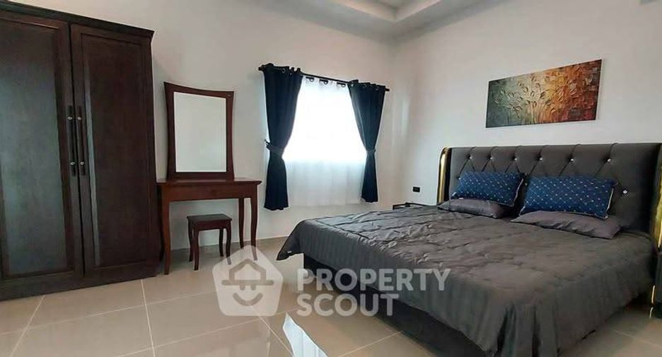 For rent 6 bedrooms villa in South Pattaya, Pattaya