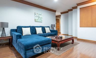 For rent 3 bedrooms apartment in Watthana, Bangkok