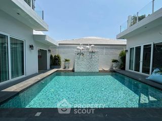À louer 5 chambres maison à Bang Lamung, Chonburi