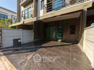 À vendre 3 chambres maison de ville à Bang Kruai, Nonthaburi