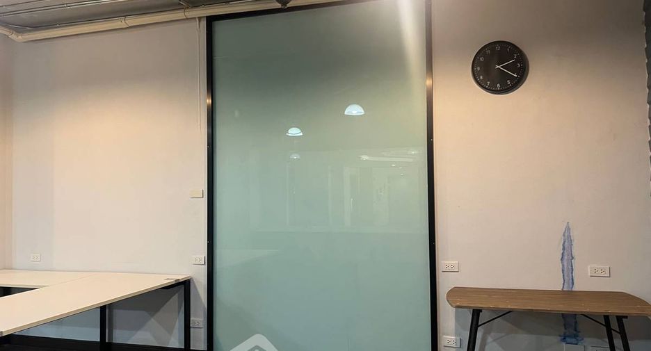 For rent 1 bed condo in Bang Rak, Bangkok