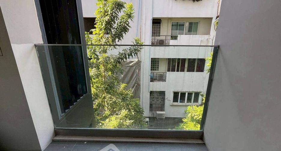 À vendre 1 chambre condo à Khlong Toei, Bangkok