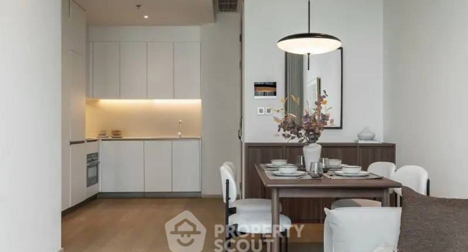 For sale 2 ベッドルーム condo in Khlong Toei, Bangkok