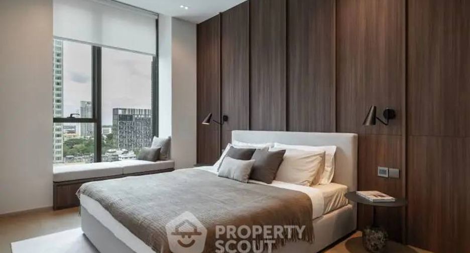 For sale 2 ベッドルーム condo in Khlong Toei, Bangkok