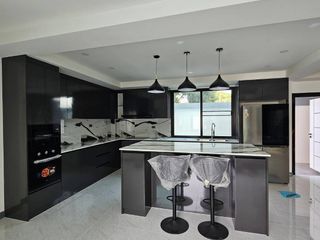 Villa en alquiler de 4 habitaciones en Bang Lamung, Chonburi