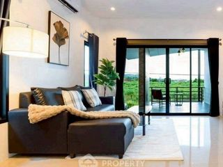 For sale 4 bedrooms villa in Sattahip, Chonburi