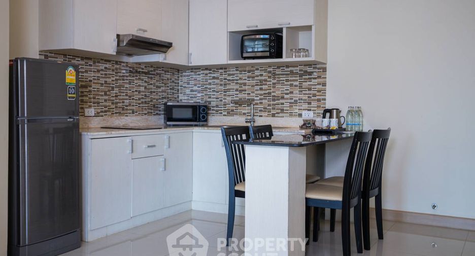 For rent 2 bedrooms apartment in Watthana, Bangkok