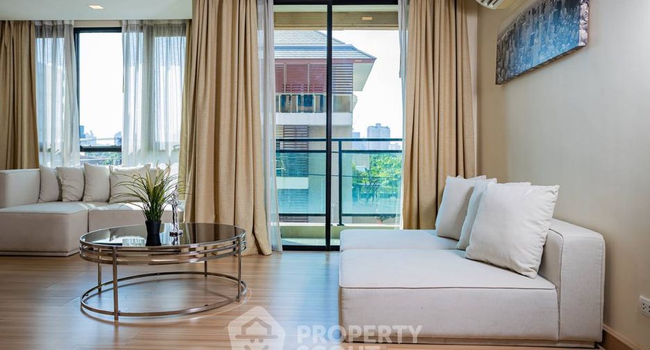 For rent 2 bedrooms apartment in Watthana, Bangkok