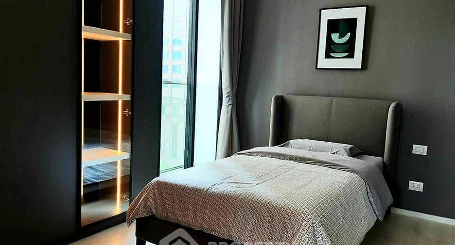 For rent 2 bedrooms condo in Pathum Wan, Bangkok
