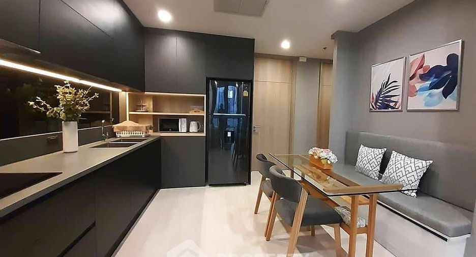 For rent 2 bedrooms condo in Pathum Wan, Bangkok