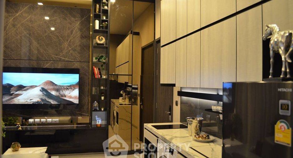 For rent 1 bed condo in Phra Khanong, Bangkok