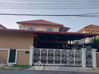 For rent 3 bedrooms house in Khan Na Yao, Bangkok